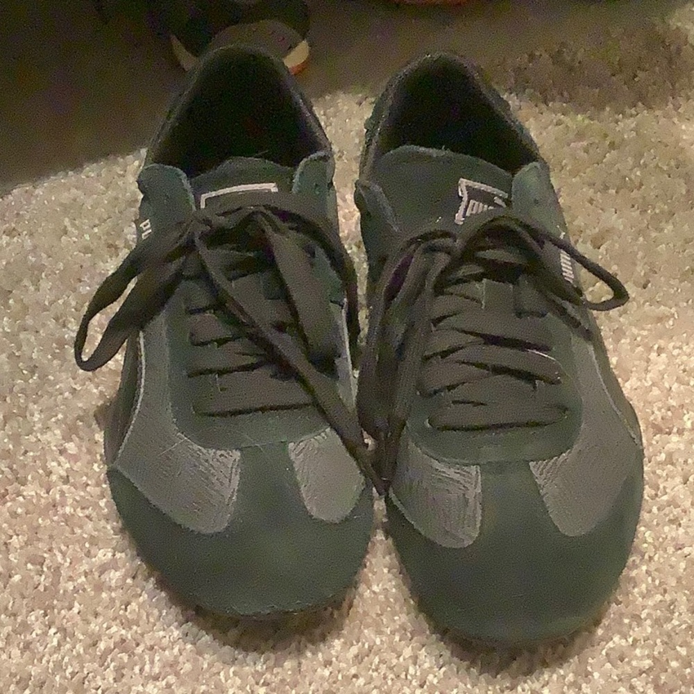 Puma sneakers
